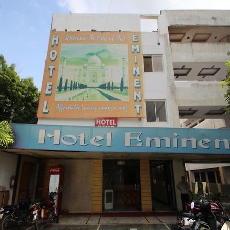 Hotel Eminent Agra  Exteriör bild